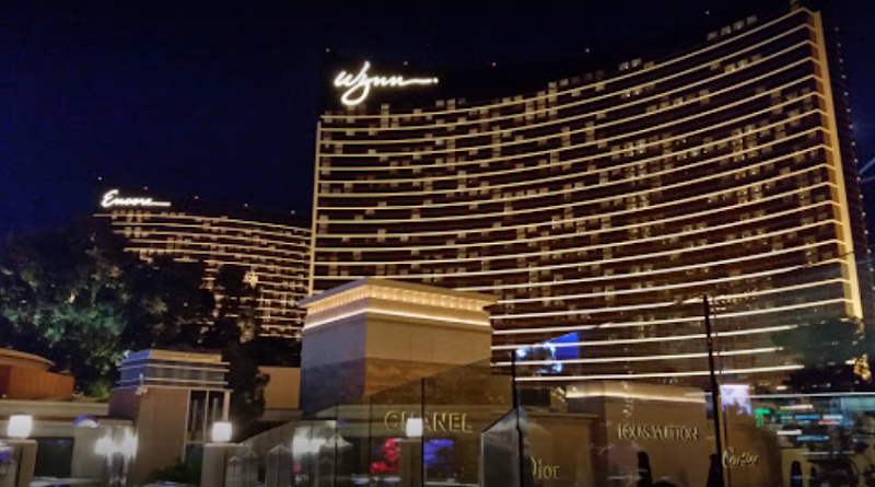 Wynn Las Vegas floral installation